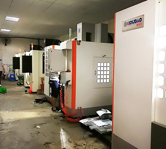 美焊精密 C N C 加工