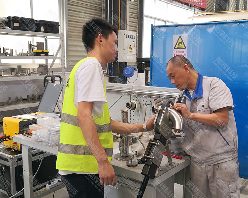 MWF管路自动焊接设备_应用于湖南制冷水处理行业项目(图2) MWF管路自动焊接设备_应用于湖南制冷水处理行业项目(图2)