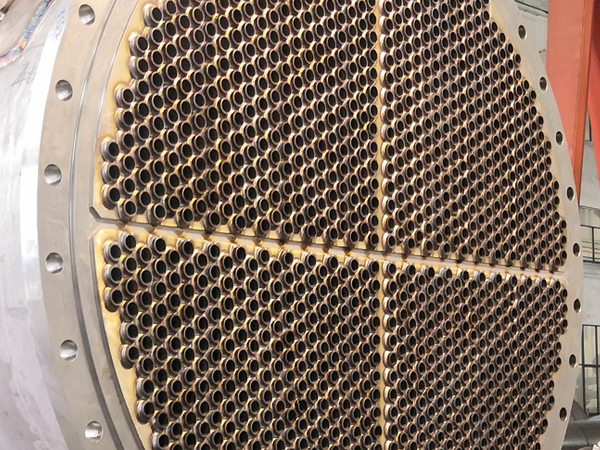  全自动管板焊接机器人的行业应用 