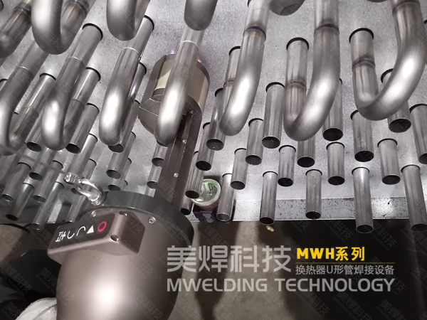 散热器U型管焊机_赚钱一定有方法_想想还是自动焊的好(图6) 0e785b6de6a5498fb4df27082dc9b52e_4.jpg