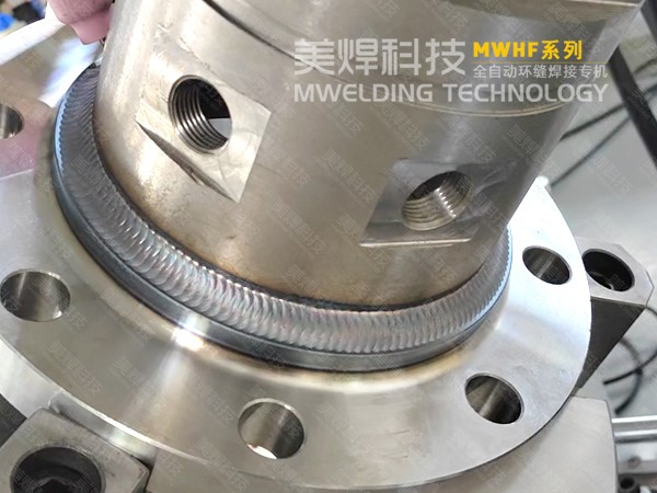 迷你环缝自动焊机_石油化工、设备制造行业应用